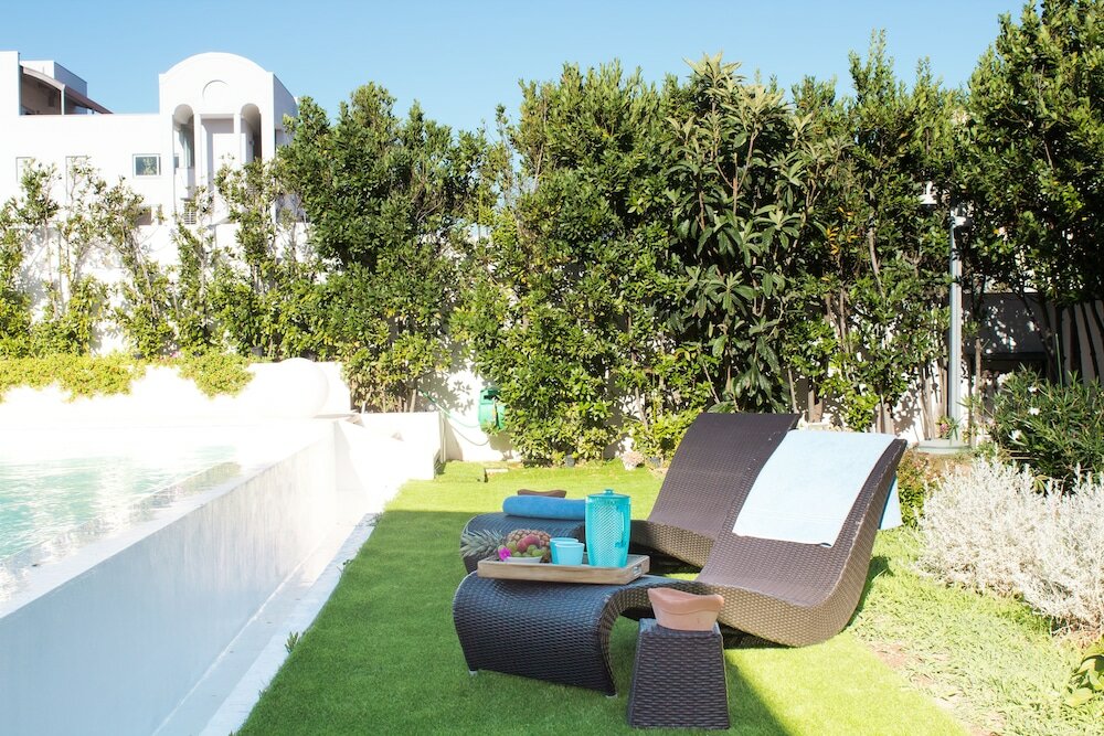 Фото White House Luxury Hospitality