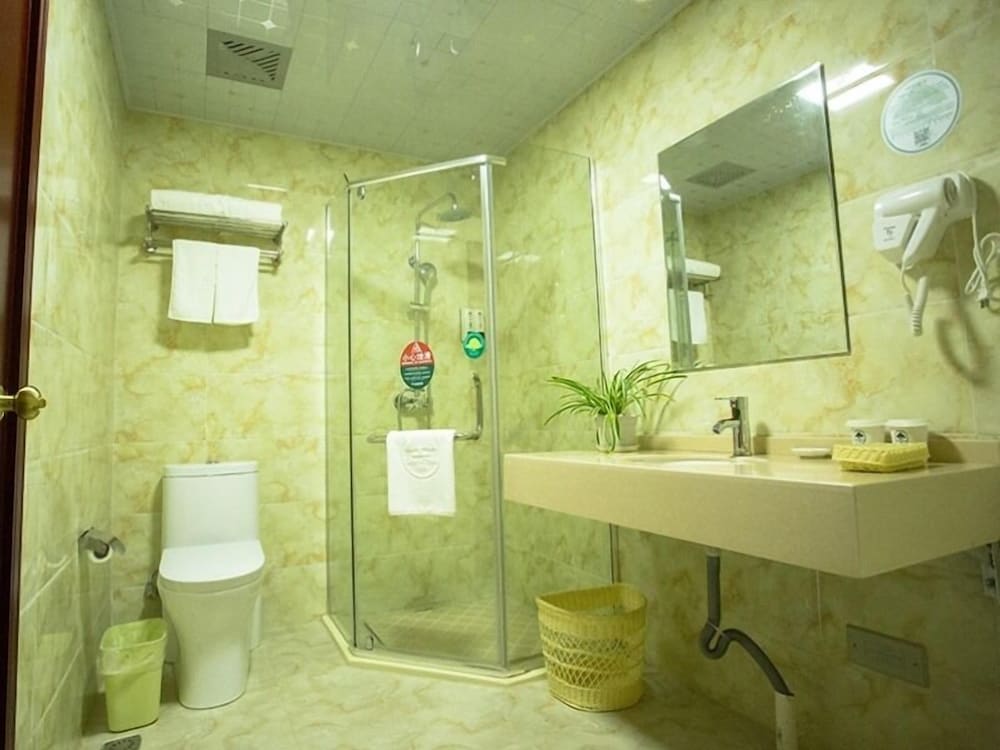 Фото GreenTree Inn SuZhou International Film City South JinShan Road Express Hotel