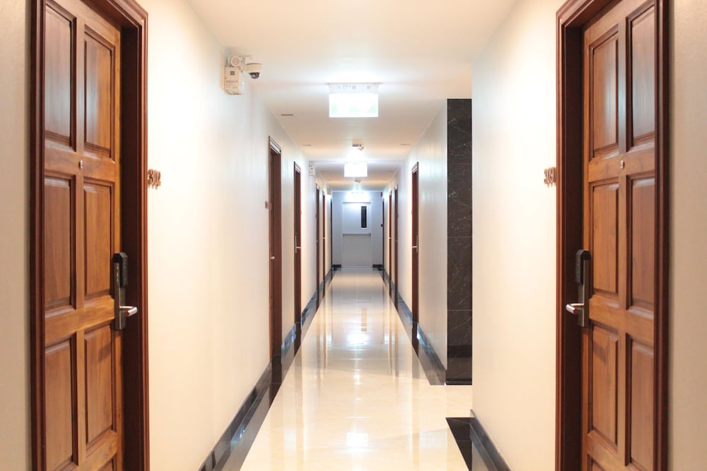 Фото Golden Foyer Suvarnabhumi Airport Hotel