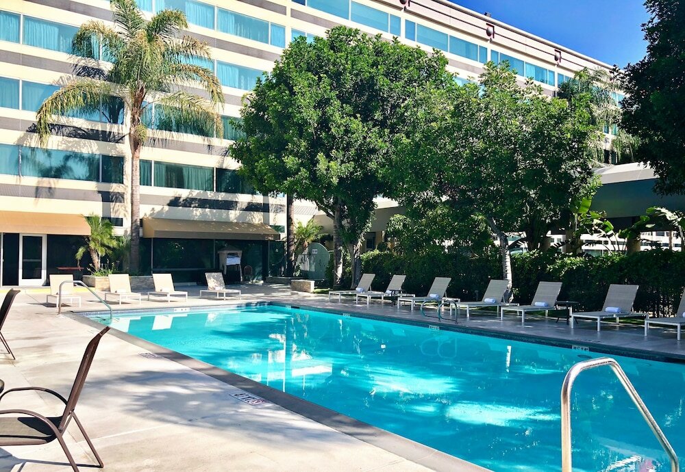 Фото Sheraton Ontario Airport Hotel