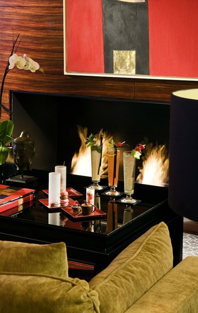 Фото Warwick Paris Champs-Elysees