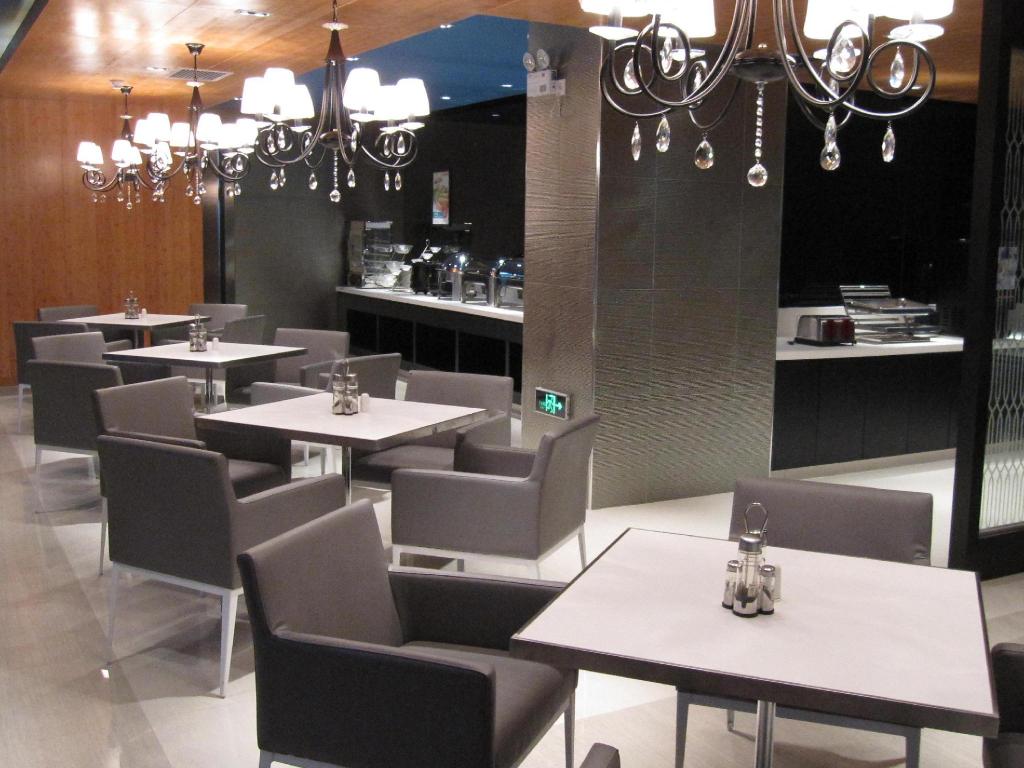 Фото Jinjiang Inn Wuhan Wuchang Railway Station