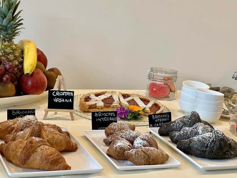 Фото Hotel Brown