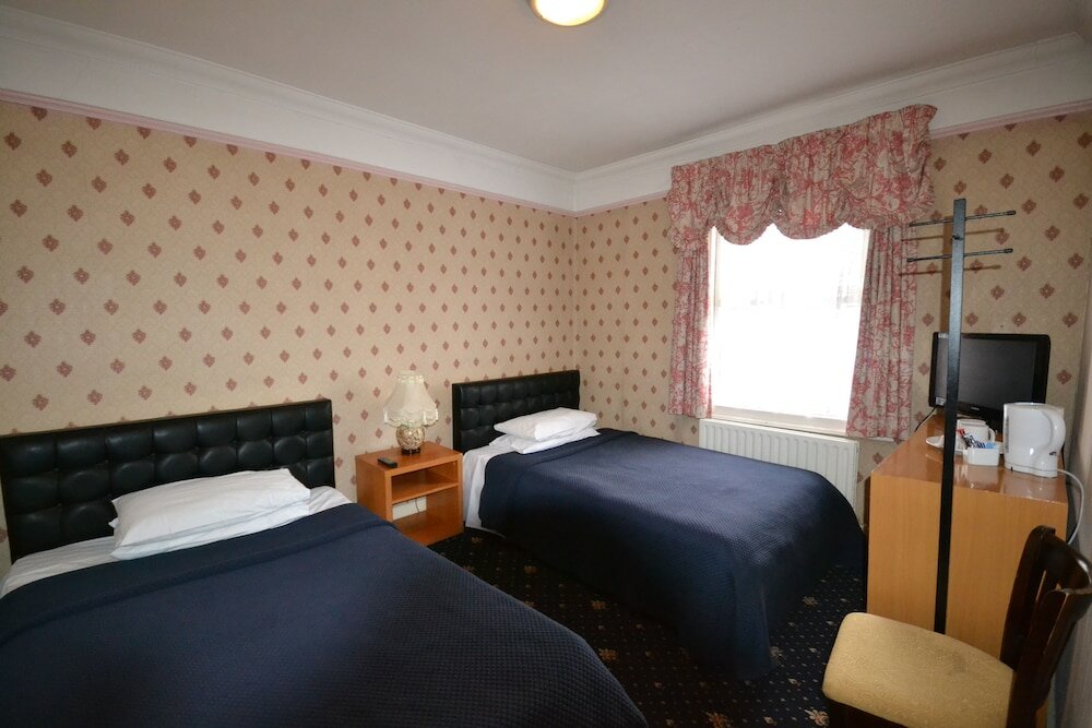 Фото Airport Guest House