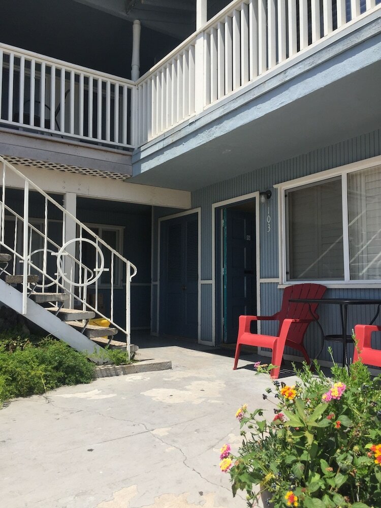 Фото The Shores Inn and Beach Houses