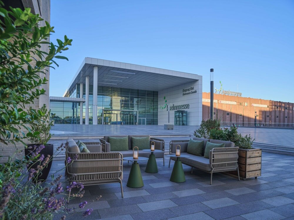 Фото Adina Apartment Hotel Cologne