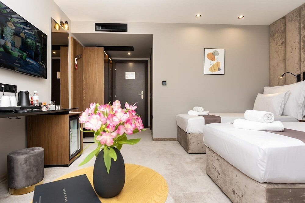 Фото Abrazo Sofia Hotel by HMG