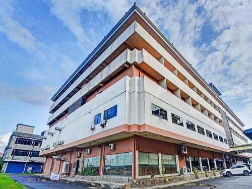 Гостиница Plaza Hotel Tanjungpinang на Провинции Острова Риау