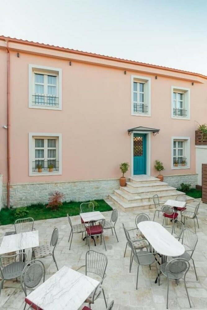 Фото отеля 4