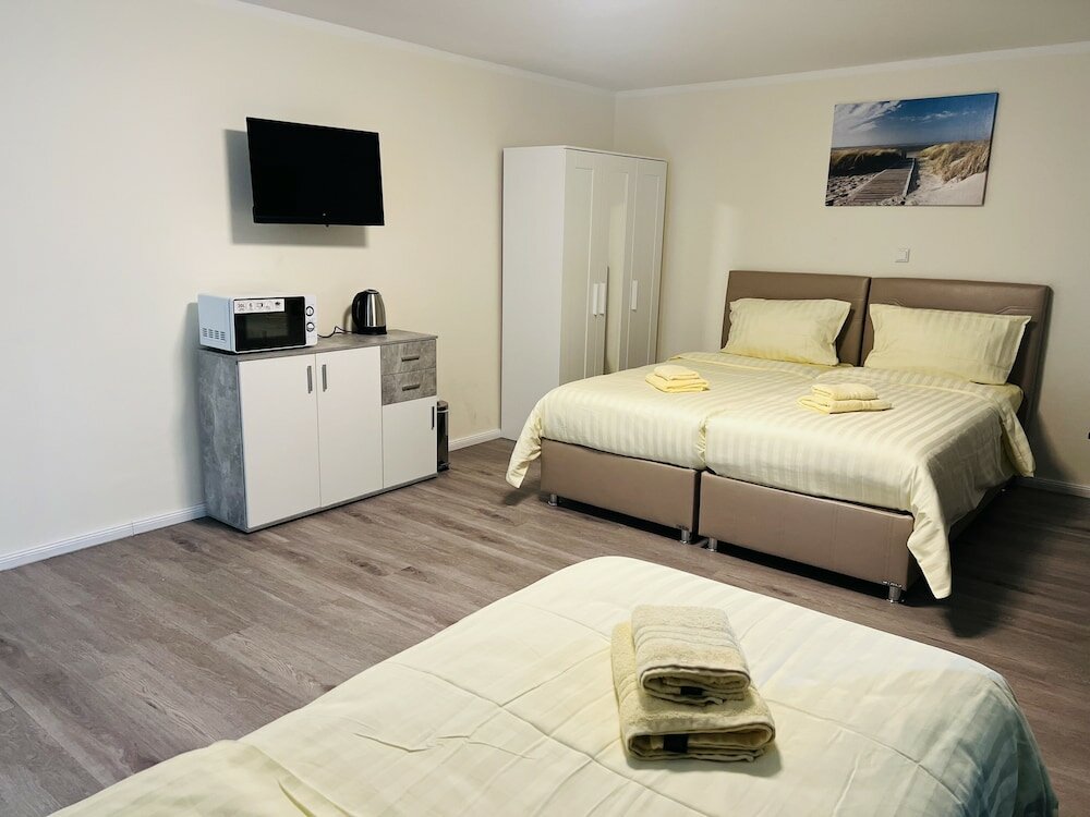 Фото M&m Hotel - Neu Wulmstorf