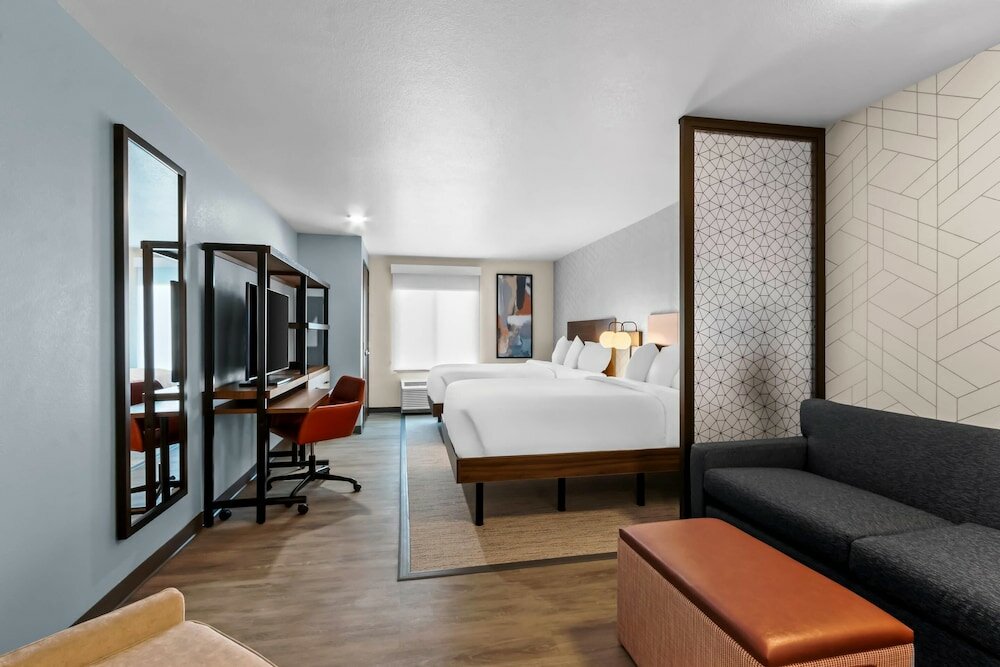 Фото отеля 2