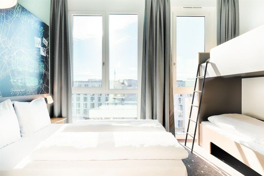 Фото B&B Hotel Nürnberg West