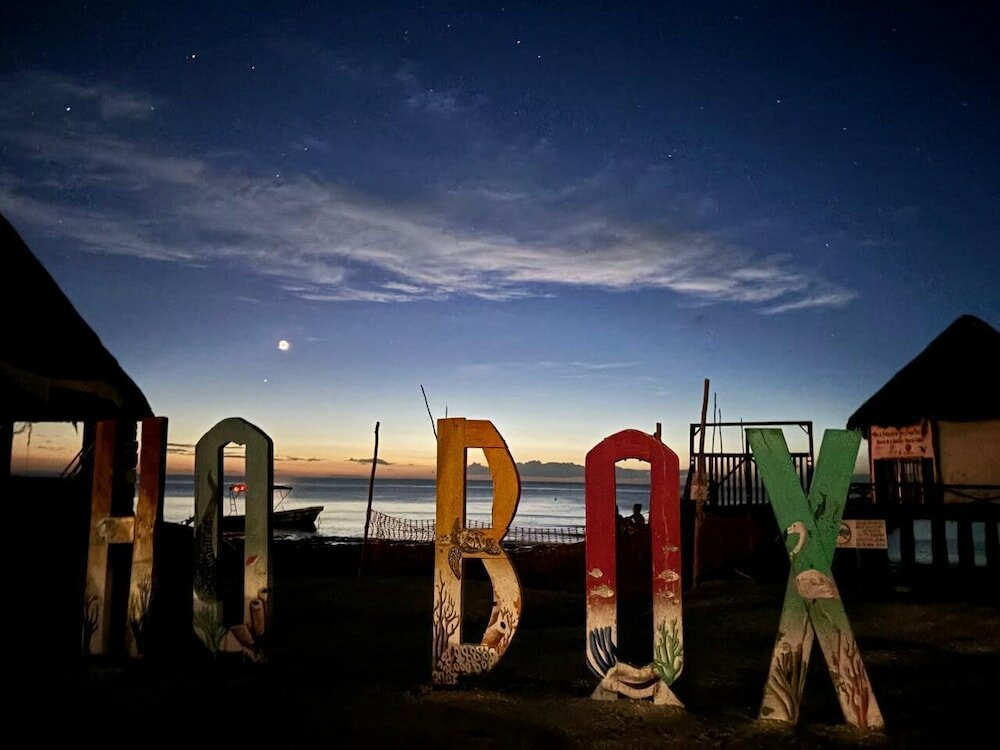 Фото La Diosa Kali Beach Front Hotel