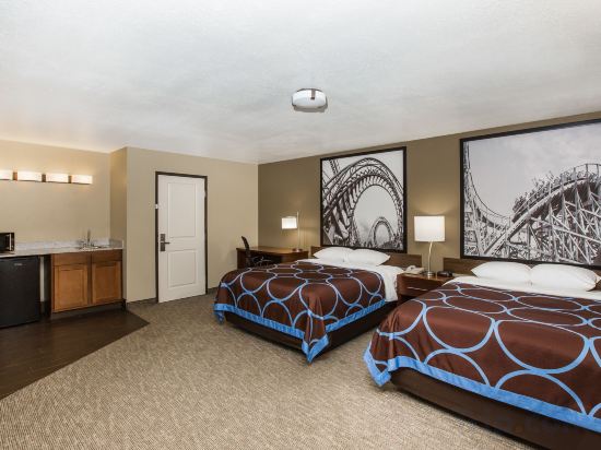 Фото Super 8 by Wyndham Altoona