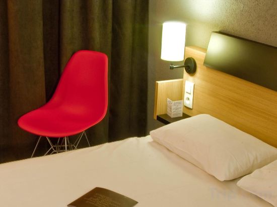 Фото Hotel Kyriad Tours Sud Chambray les Tours