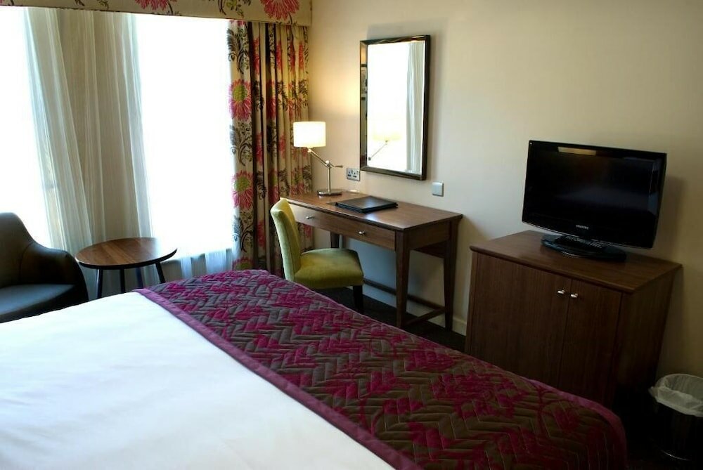 Фото Mercure Exeter Southgate