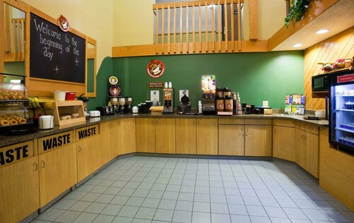 Гостиница AmericInn by Wyndham Sioux Falls в Су-Фолсе