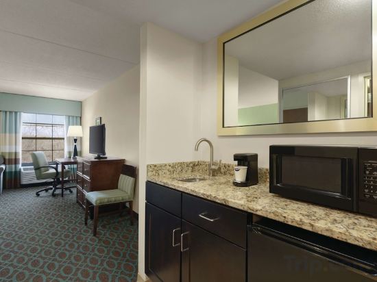 Фото Hampton Inn Franklin/Milford