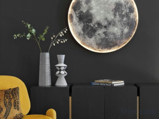 Фото Renaissance Zurich Tower Hotel