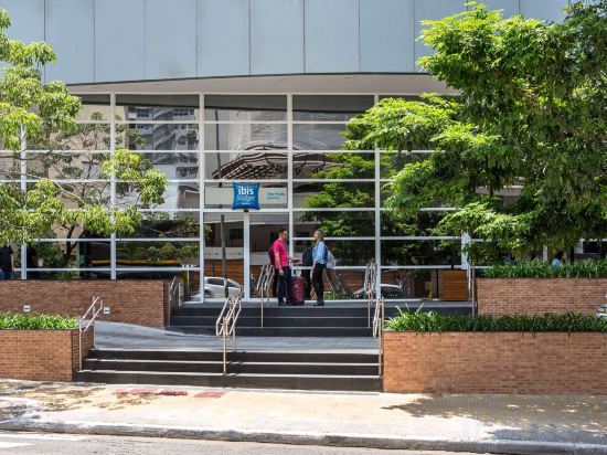 Фото 168439443769