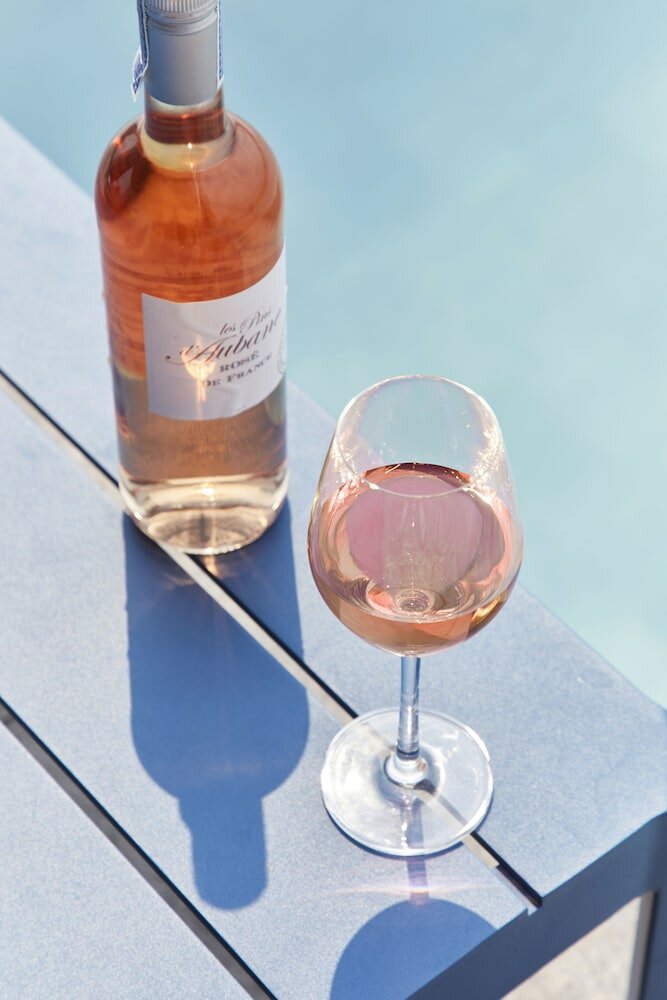 Фото The Quarter Ari by UHG