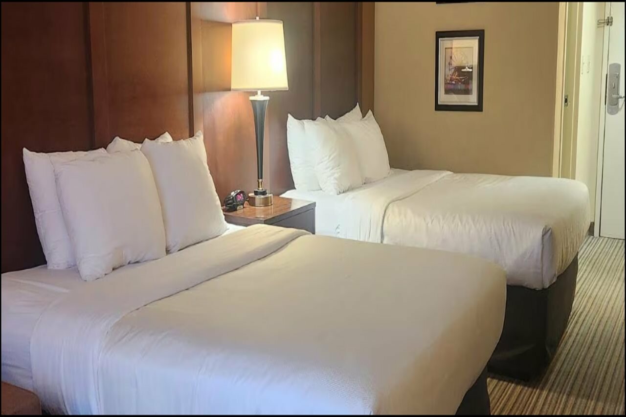 Фото Comfort Inn at the Park