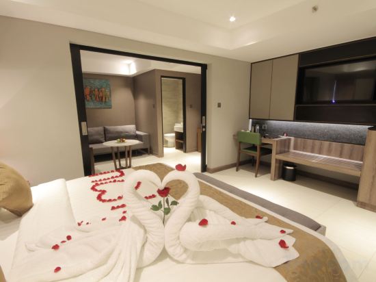 Фото The Nest Hotel Nusa Dua