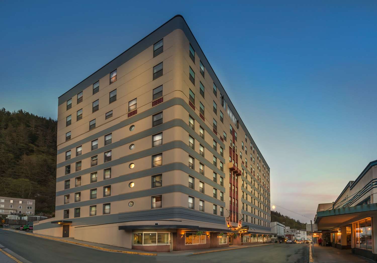 Фото Baranof Downtown, Bw Signature Collection