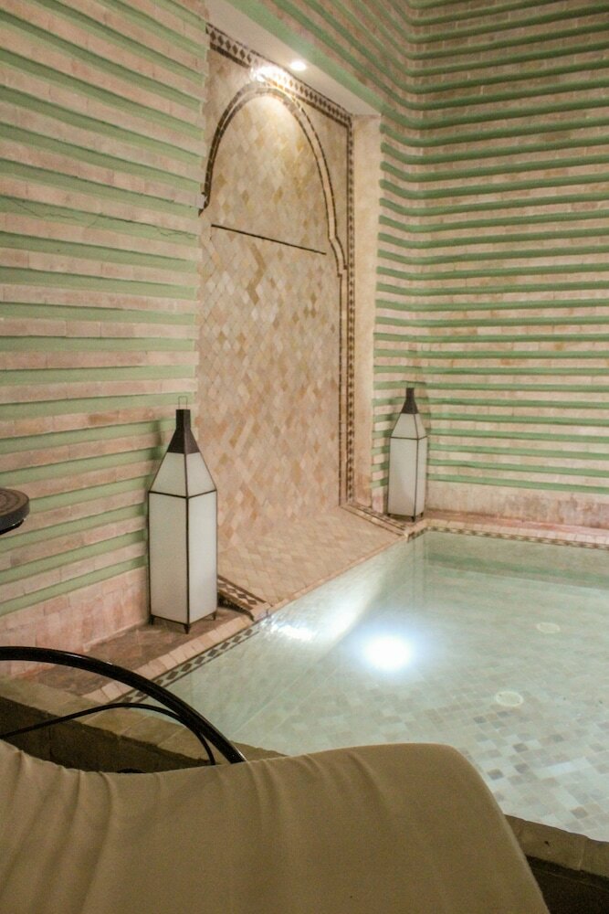 Фото Riad Amra