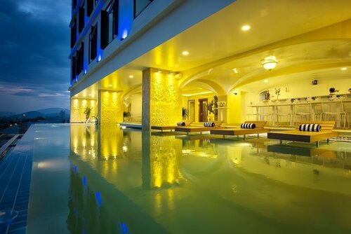 Внешний вид отеля Cicilia Danang Hotel & SPA в Дананге, фото 2