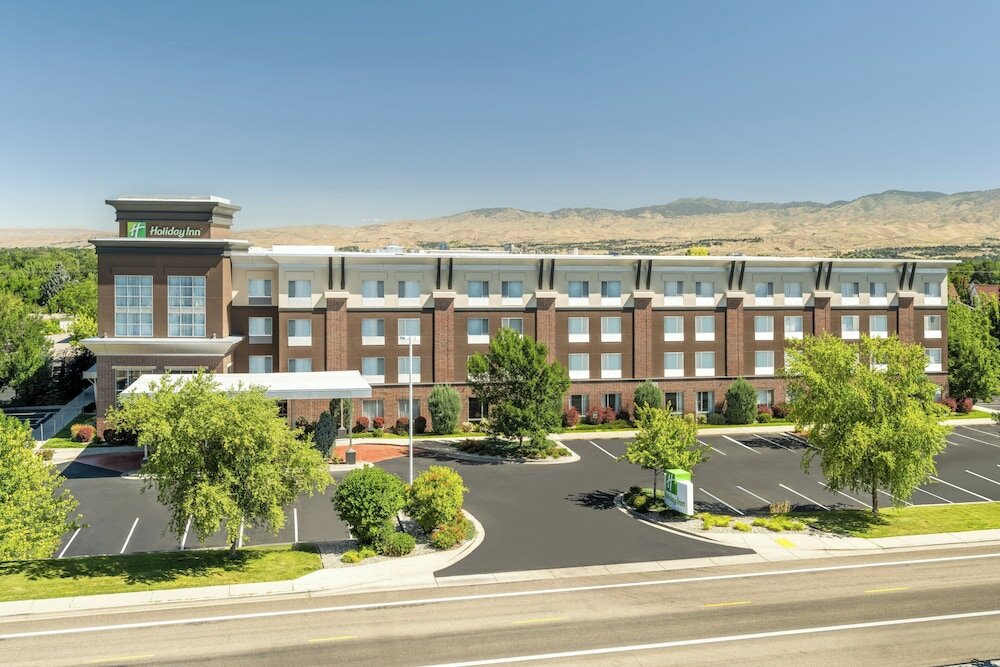 Фото Holiday Inn Boise Airport