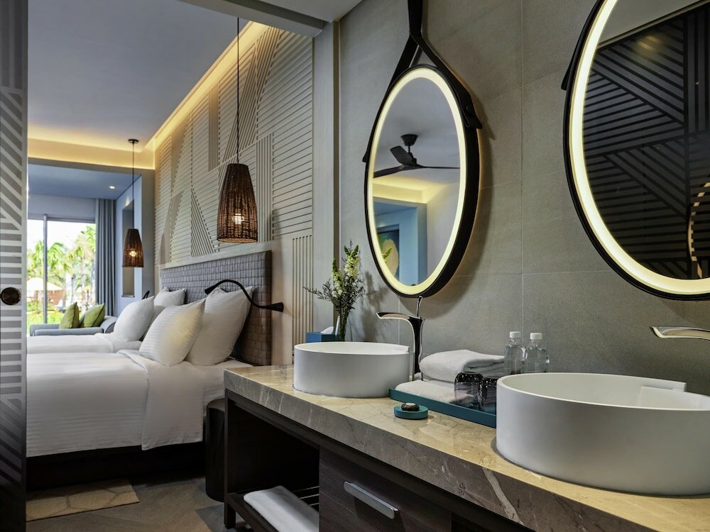 Фото Pullman Phu Quoc Beach Resort