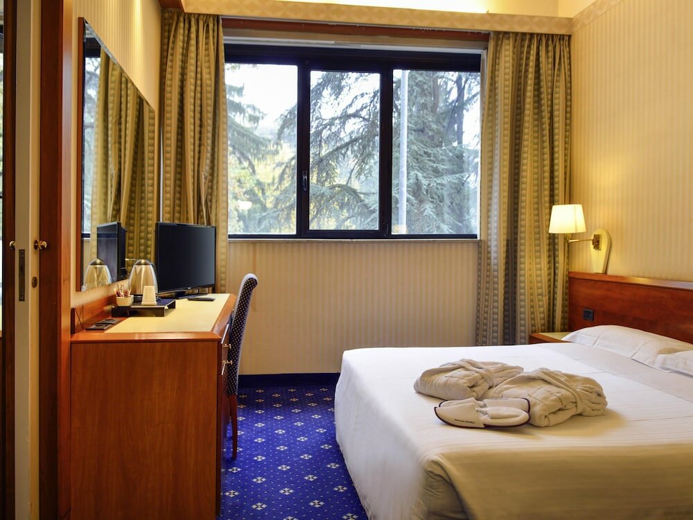 Фото Mercure Reggio Emilia Centro Astoria