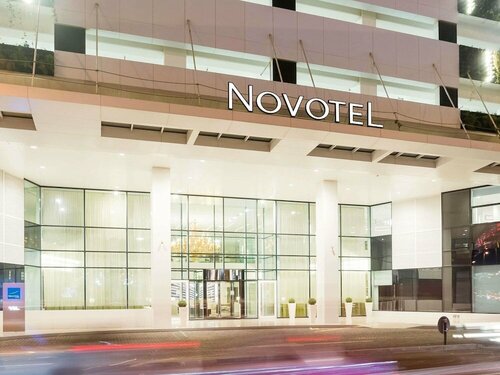 Внешний вид отеля Novotel Dubai Al Barsha в Аль-Барше, фото 2