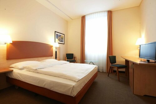 Гостиница IntercityHotel Berlin Ostbahnhof в Берлине