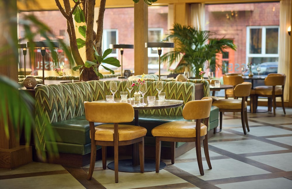 Фото The July - Boat & Co