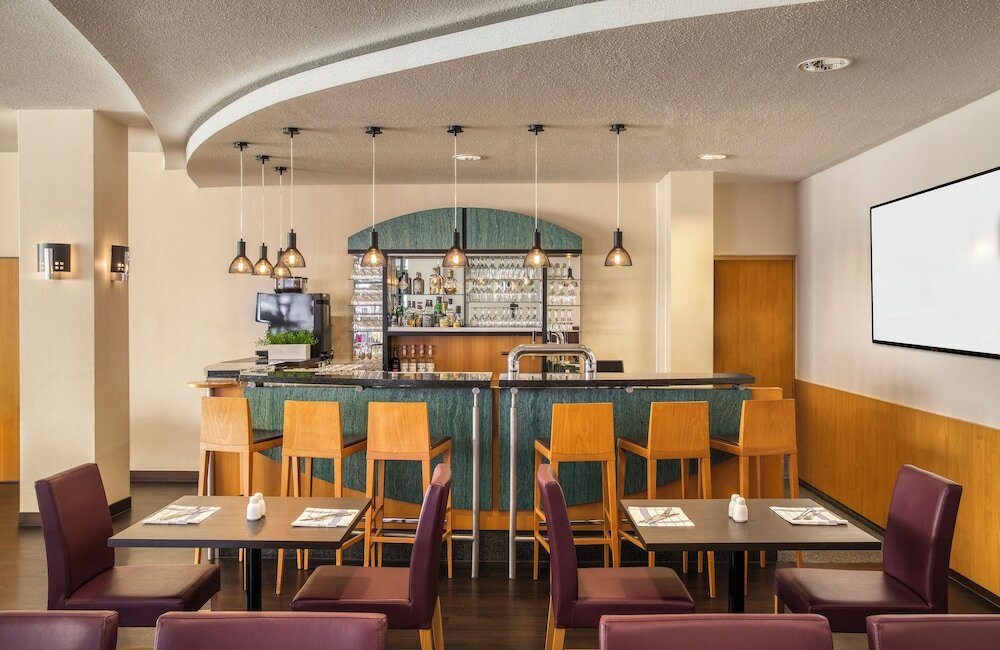 Фото IntercityHotel Freiburg