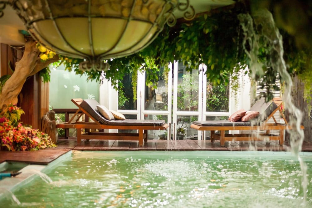 Фото Diamond City Hotel