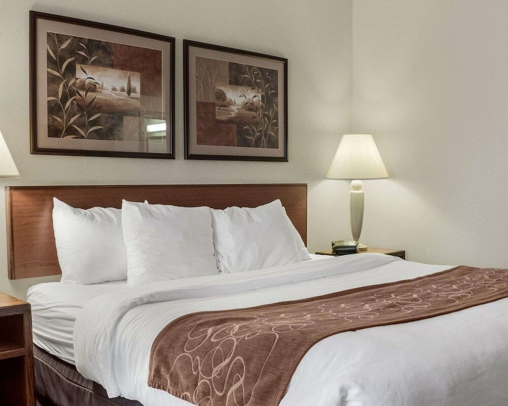 Фото Comfort Inn Bismarck