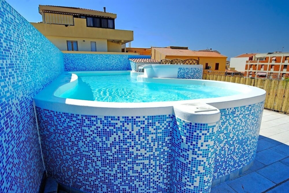 Фото Hotel Domomea