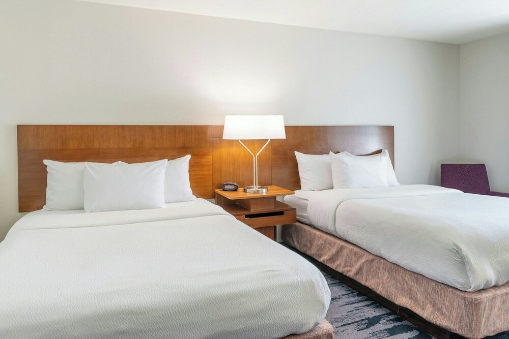 Фото Fairfield Inn by Marriott Salt Lake City Layton