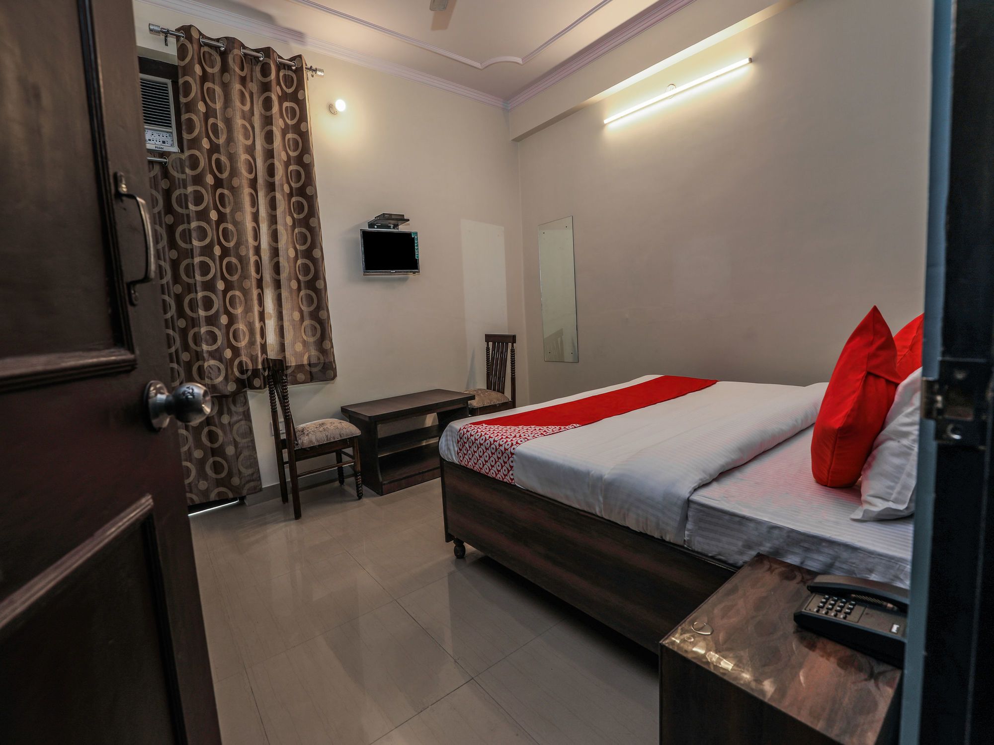 Фото Oyo 14911 New Airport Residency