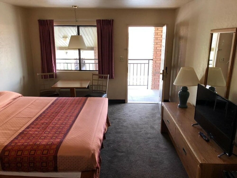 Фото Claridge Inn