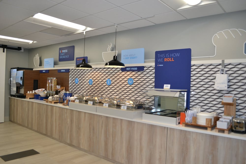 Фото Holiday Inn Express Tallahassee University Central, an Ihg Hotel