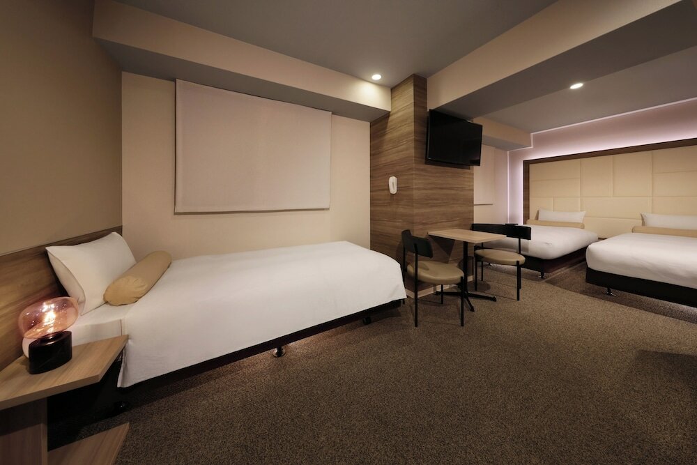 Фото Doutonbori Crystal Hotel