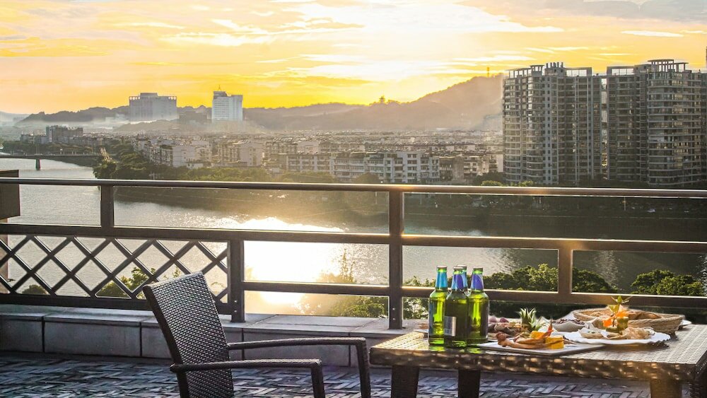 Фото Crowne Plaza Huangshan Yucheng