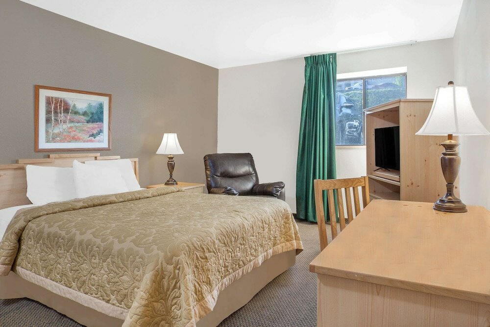 Фото Super 8 by Wyndham Moscow Pullman