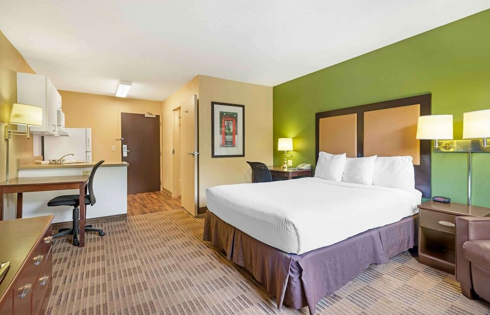 Фото Extended Stay America Suites Princeton West Windsor