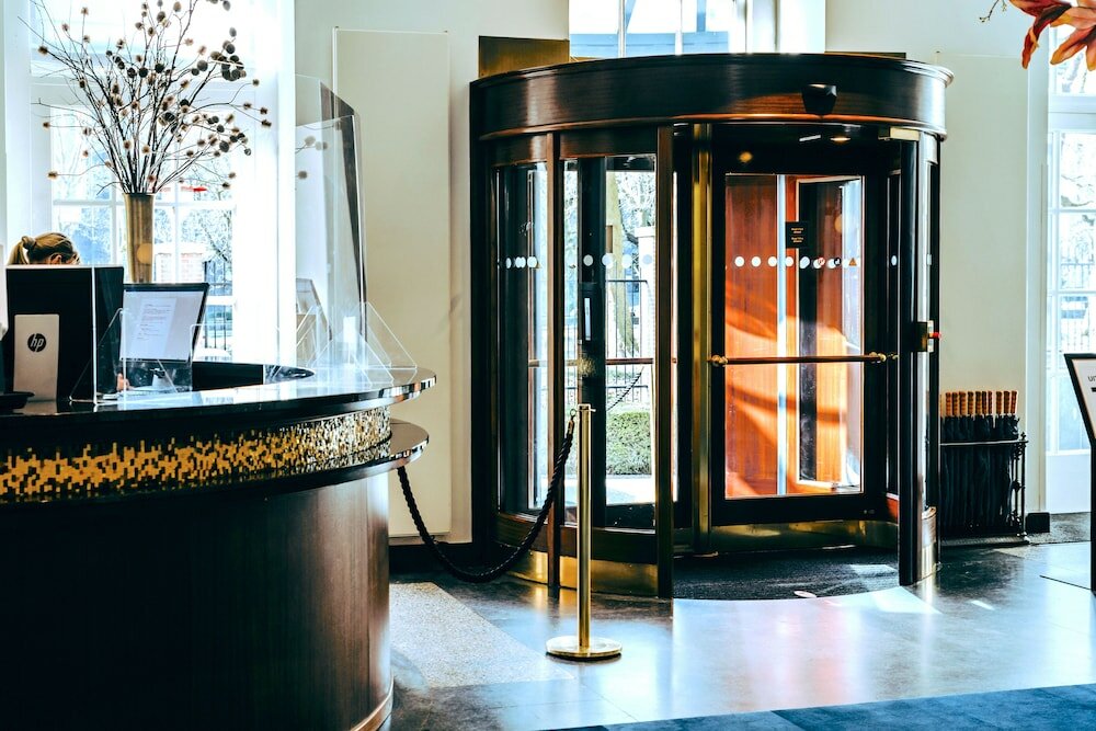 Фото Grand Hotel Karel V