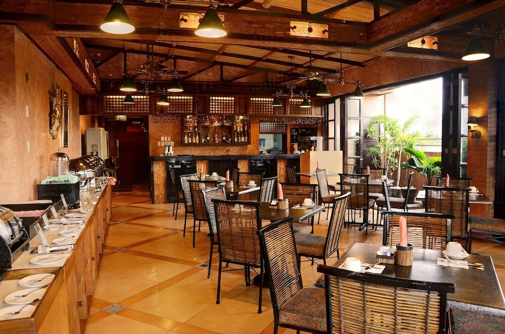 Фото Pearl Lane Hotel